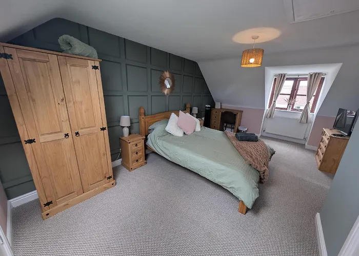 Purdie Close Holiday Let